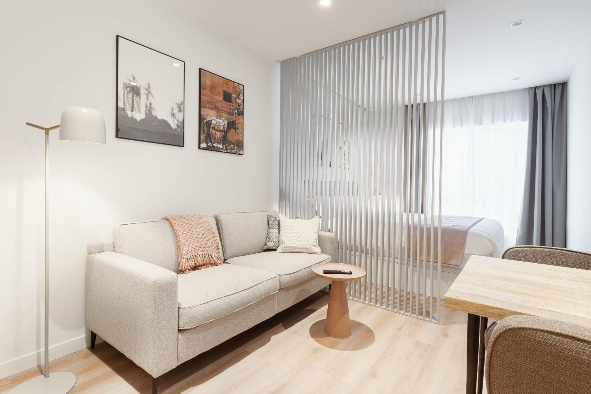 Limehome Madrid Calle De Juan Hurtado De Mendoza Экстерьер фото